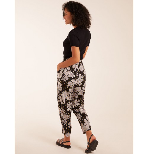 Leaf And Foil Detail Capri Trousers